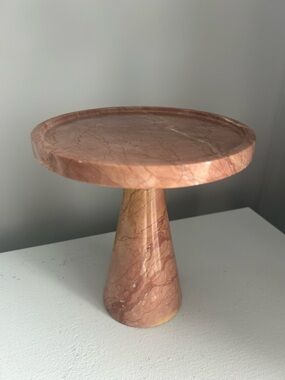 Marble Pedestal Cake Stand in Pink-Orange Veined Stone